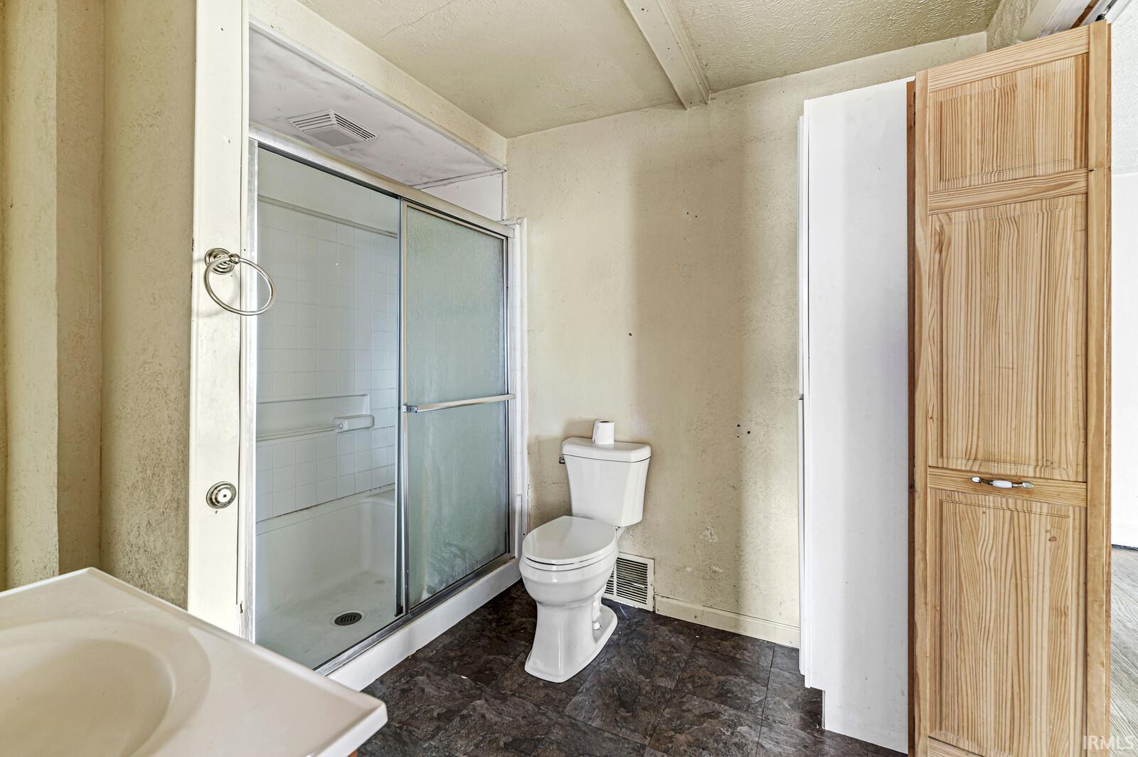 545 N Sunnyside Avenue