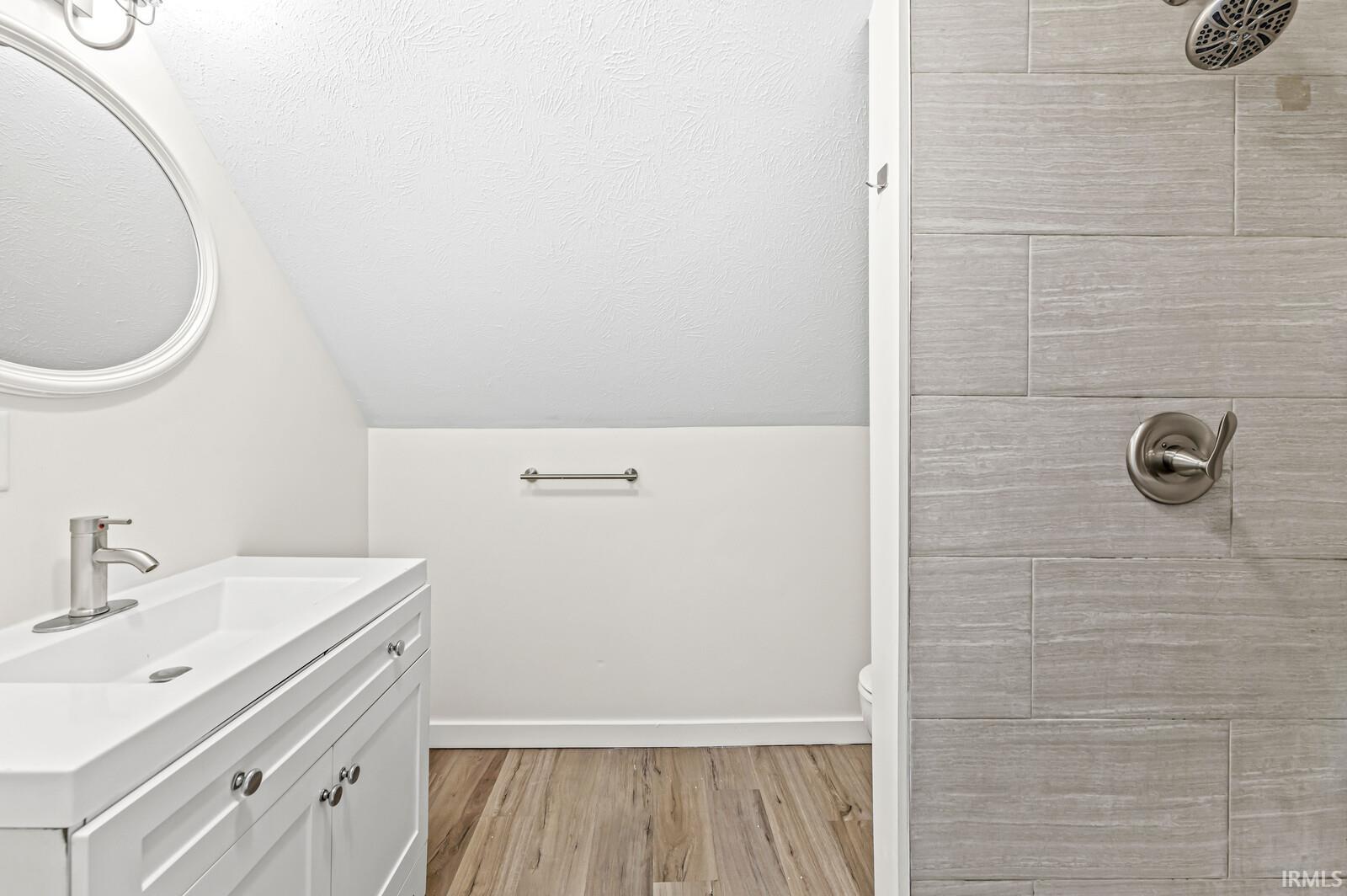 2514 W Poland Street