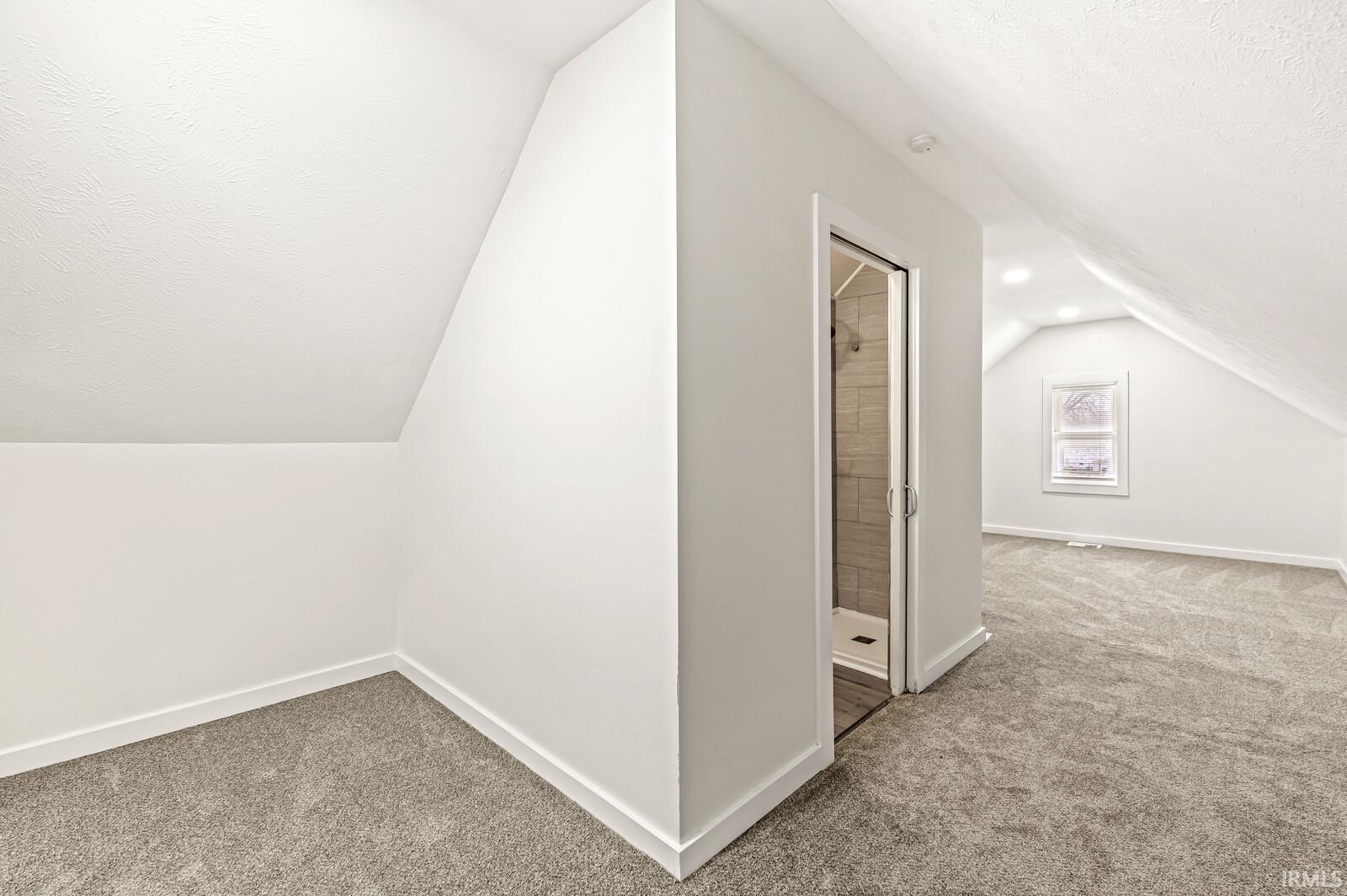 2514 W Poland Street