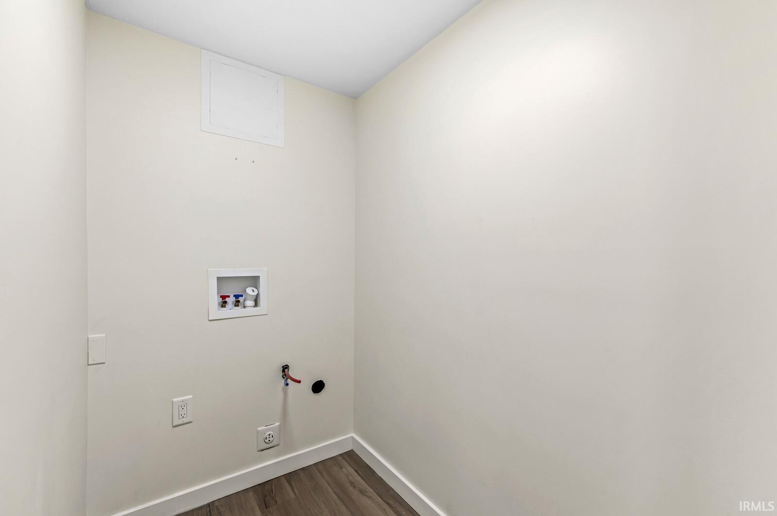 2514 W Poland Street