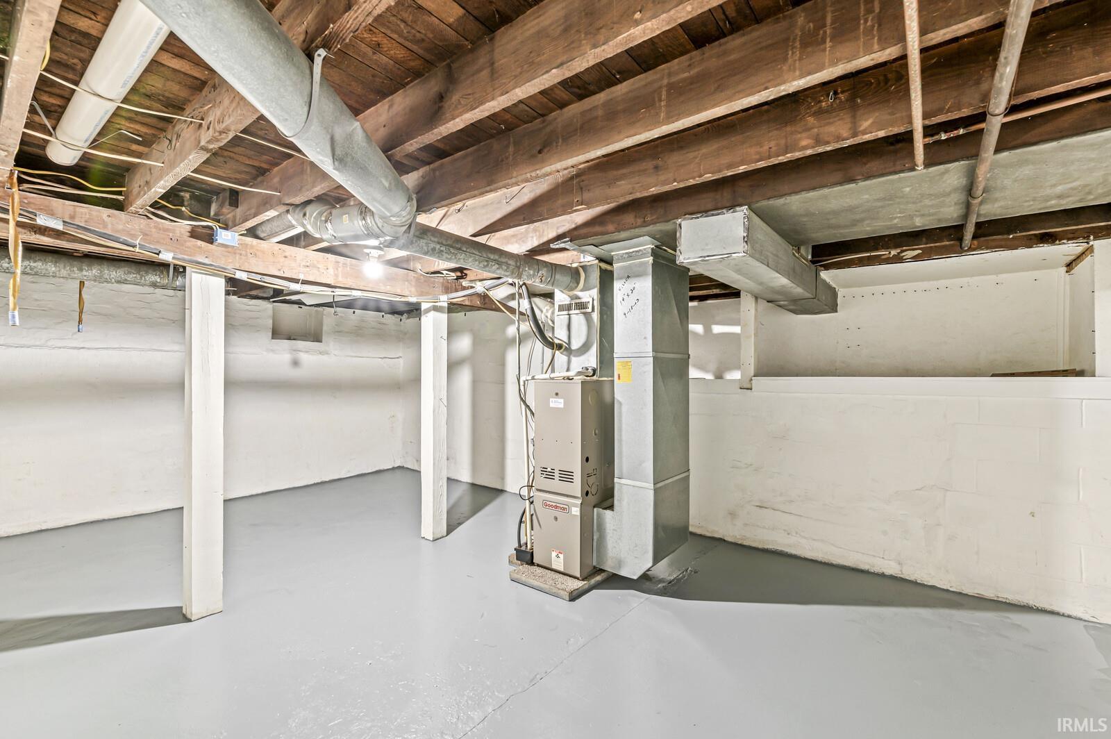 2514 W Poland Street