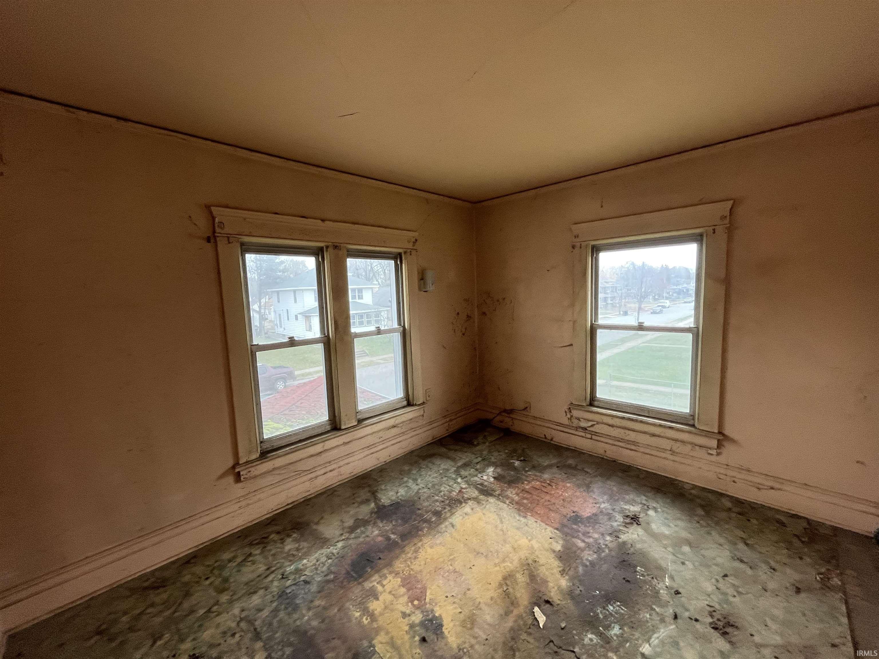 502 E Indiana Avenue