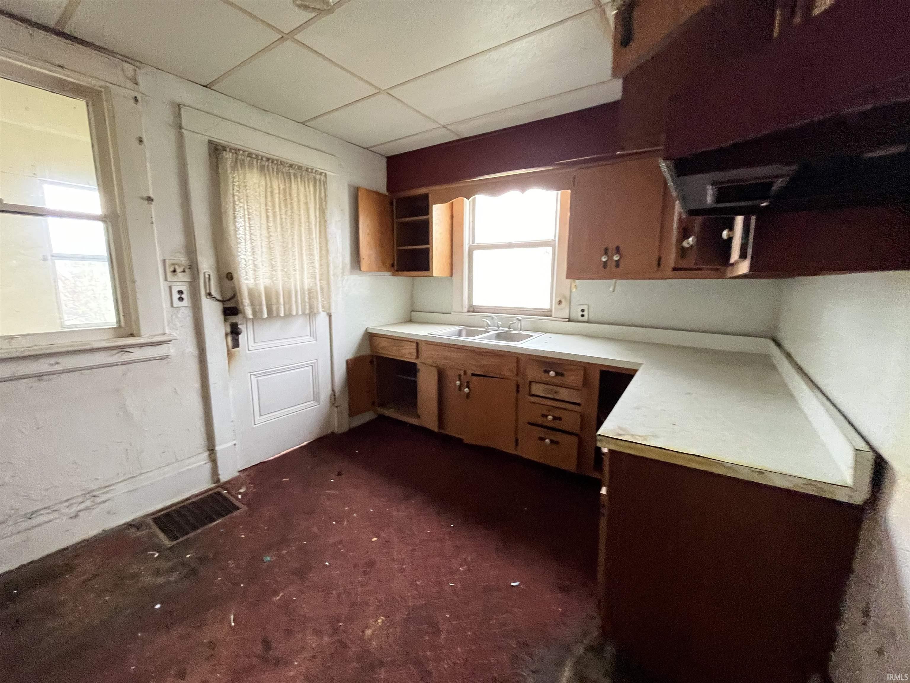 502 E Indiana Avenue