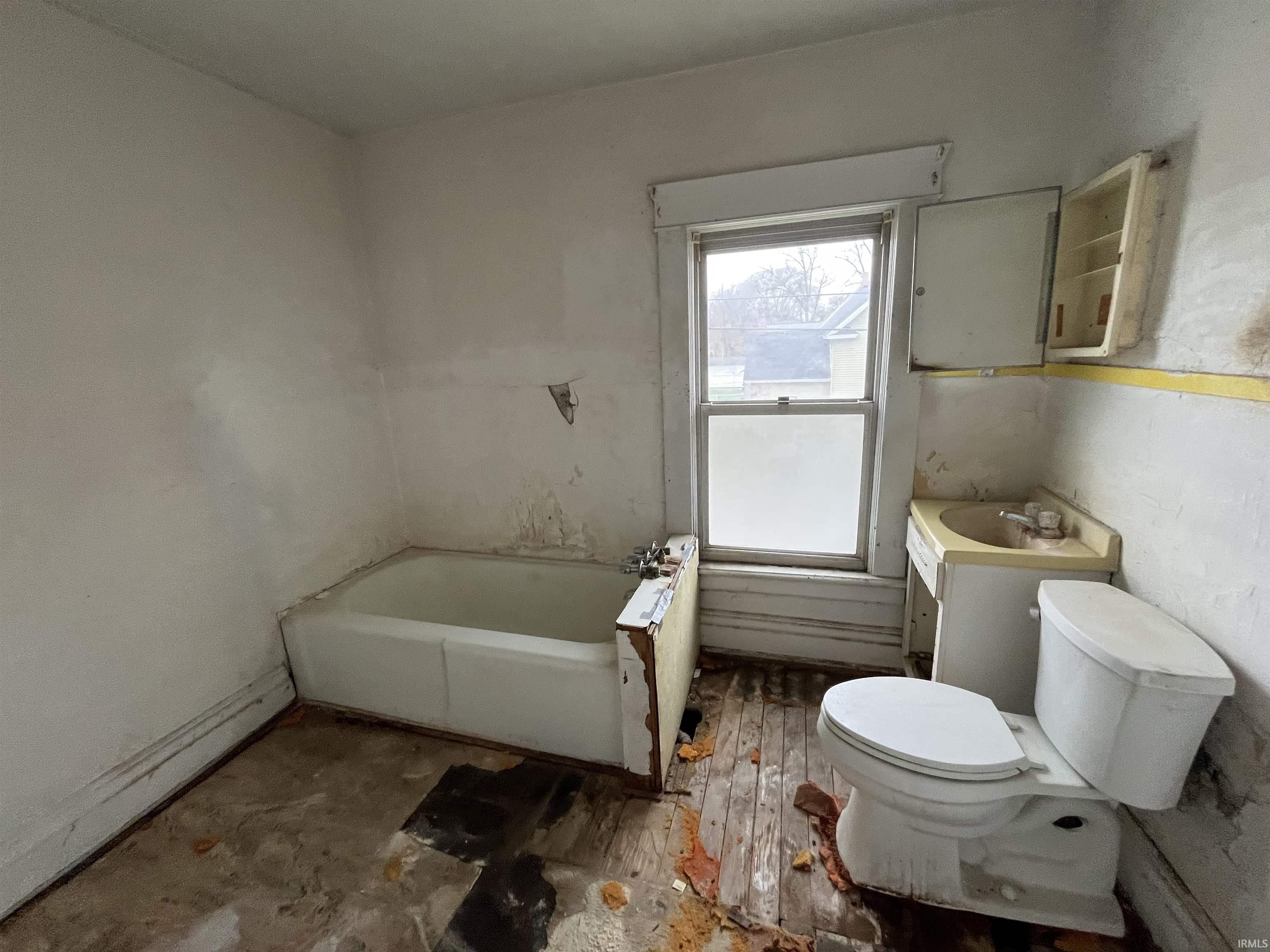 502 E Indiana Avenue