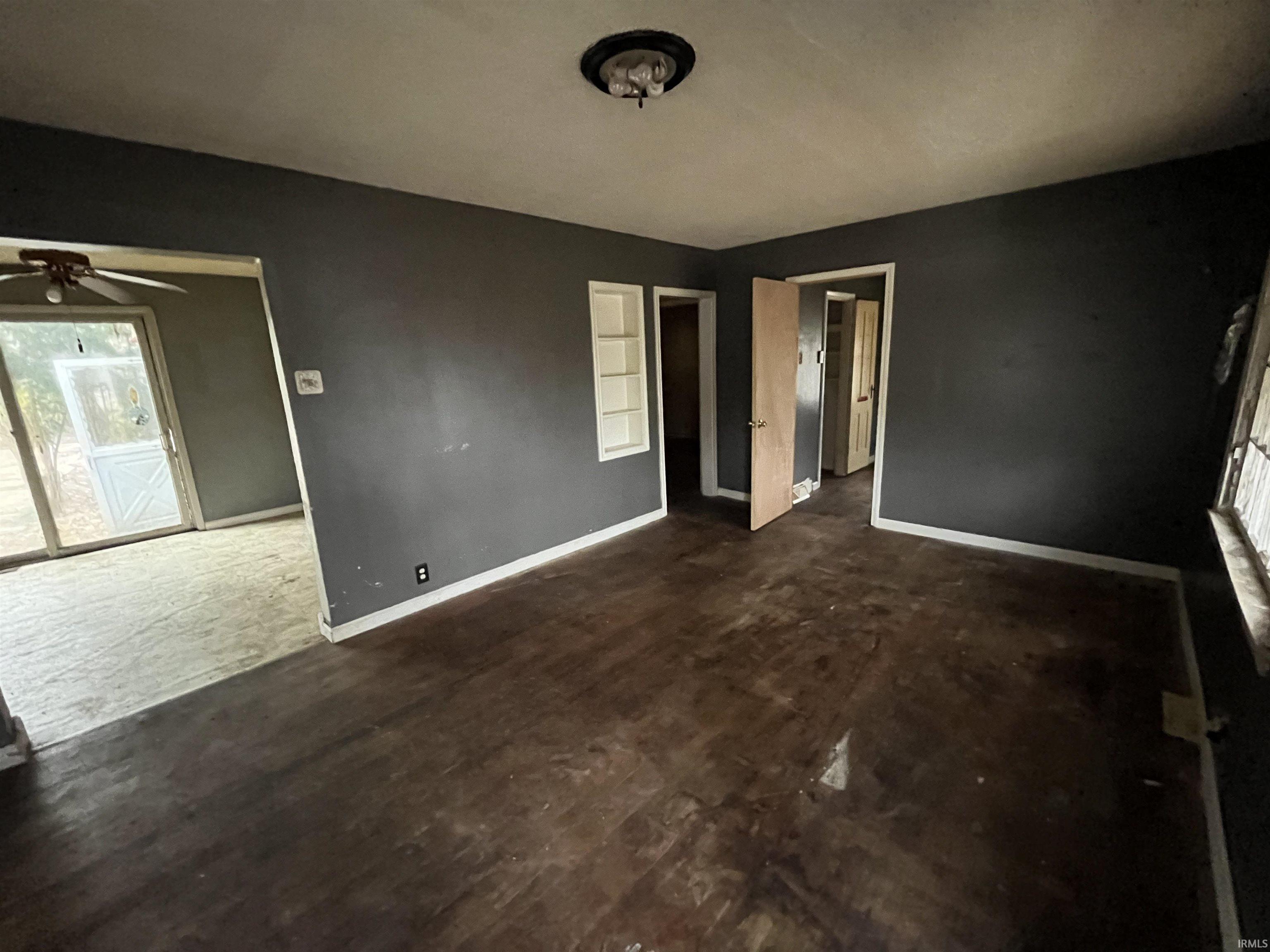 19806 Detroit Avenue