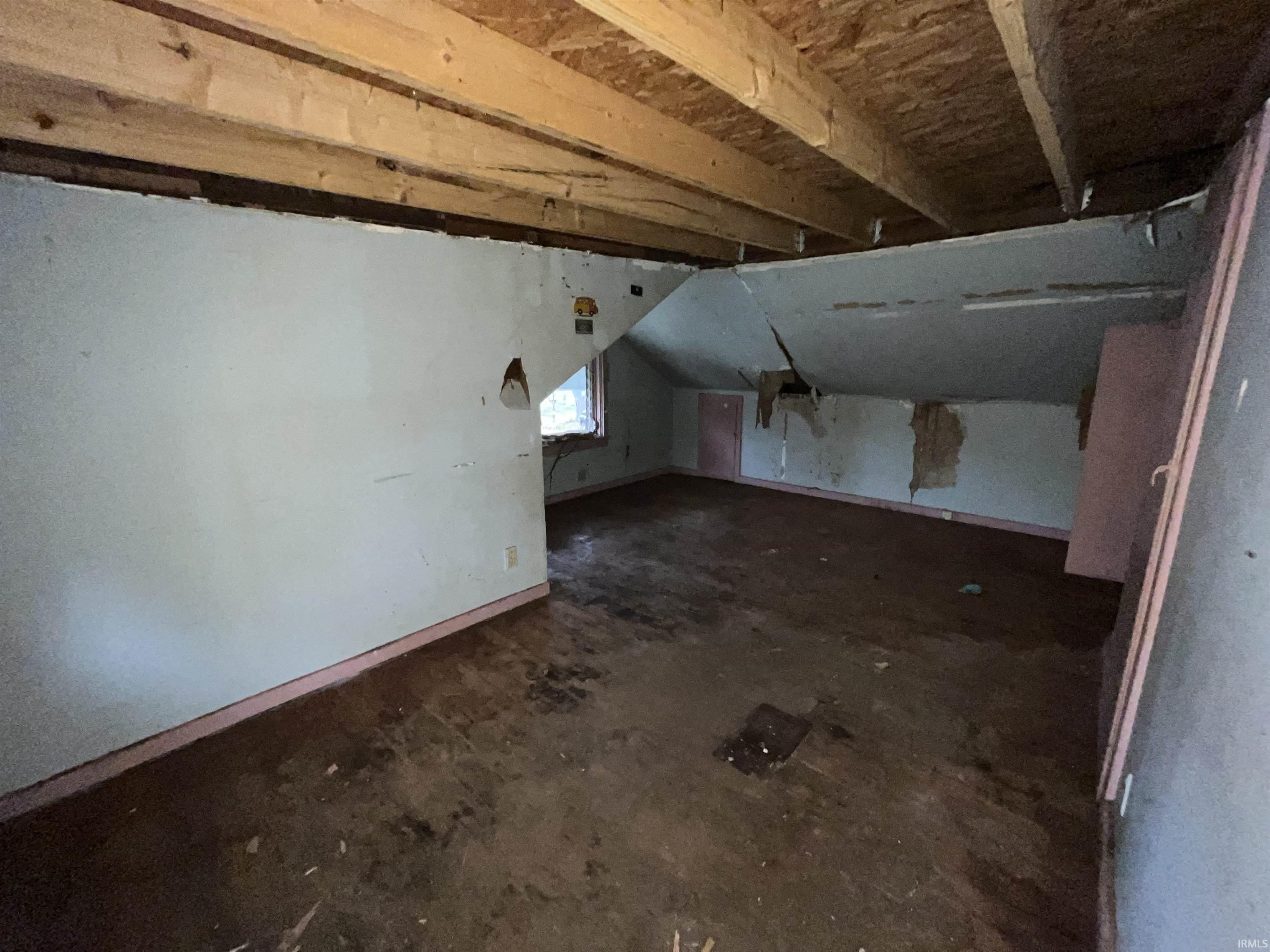 19806 Detroit Avenue