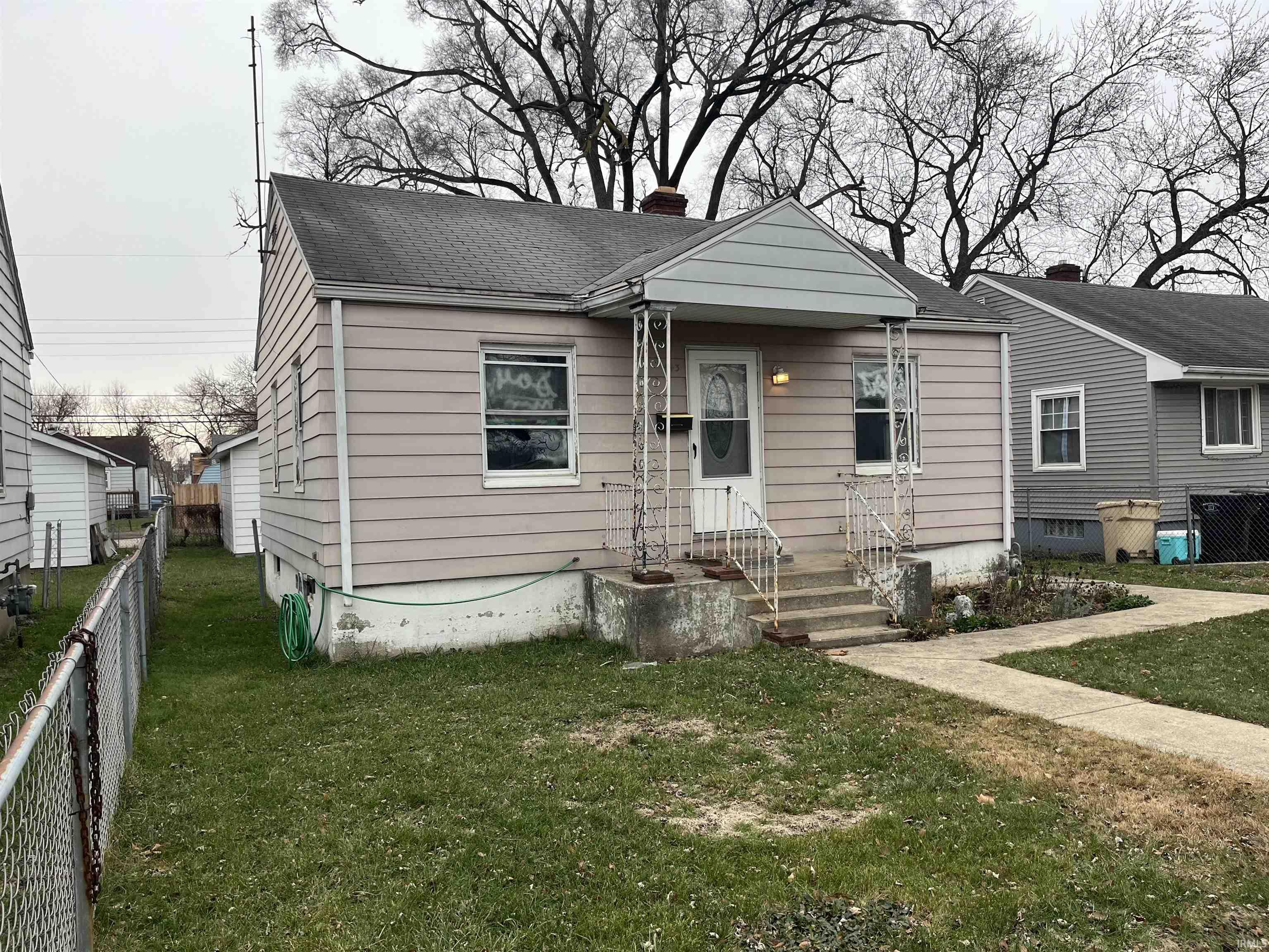 443 S Illinois Street