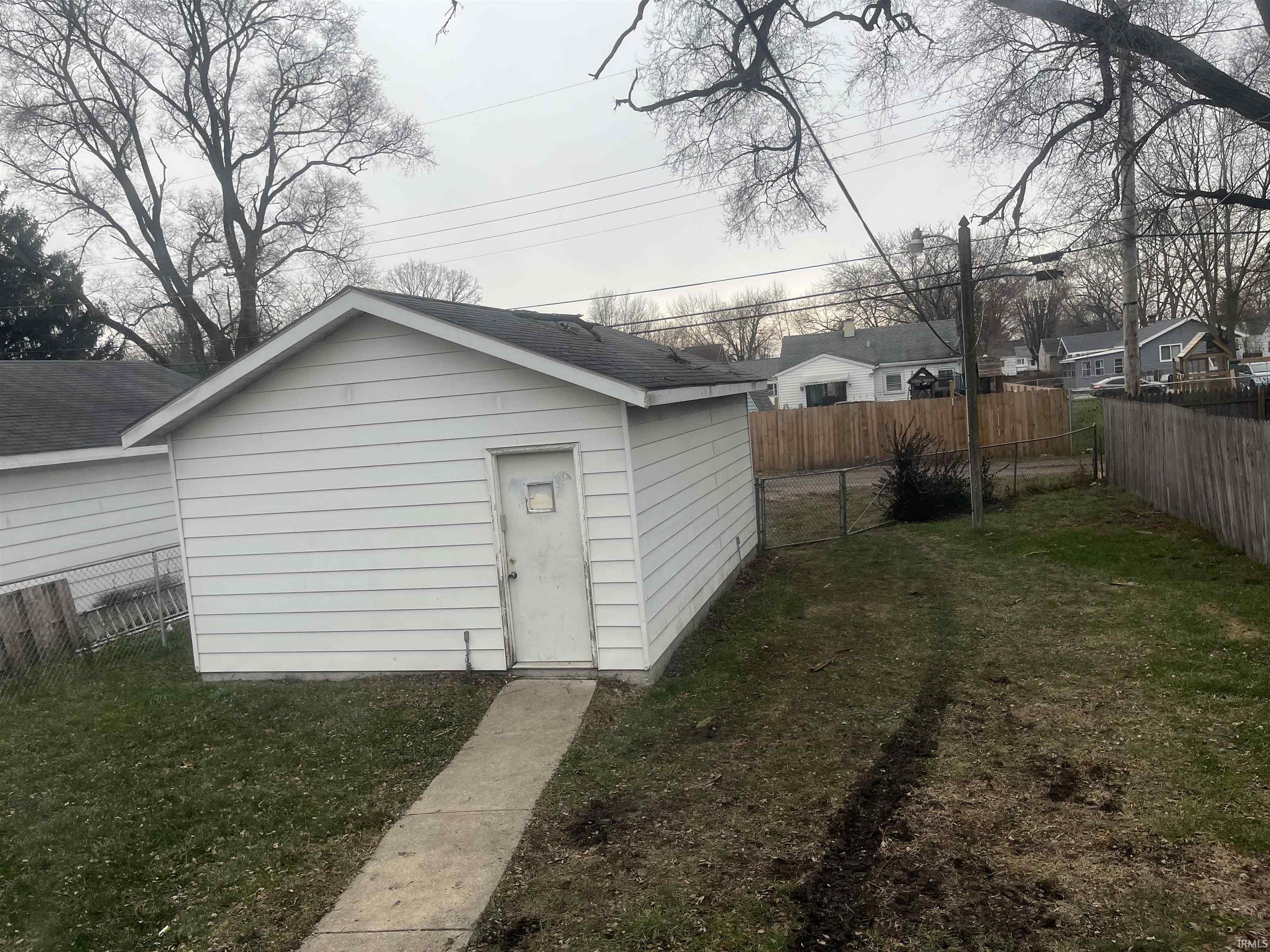 443 S Illinois Street