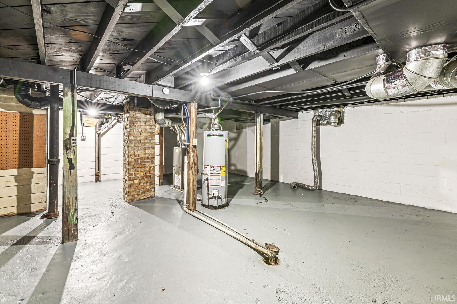 1236 E Madison Street