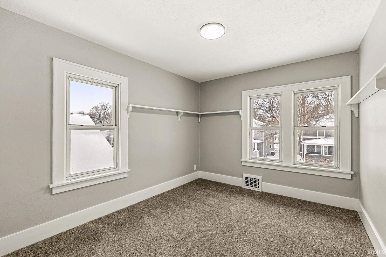 1236 E Madison Street