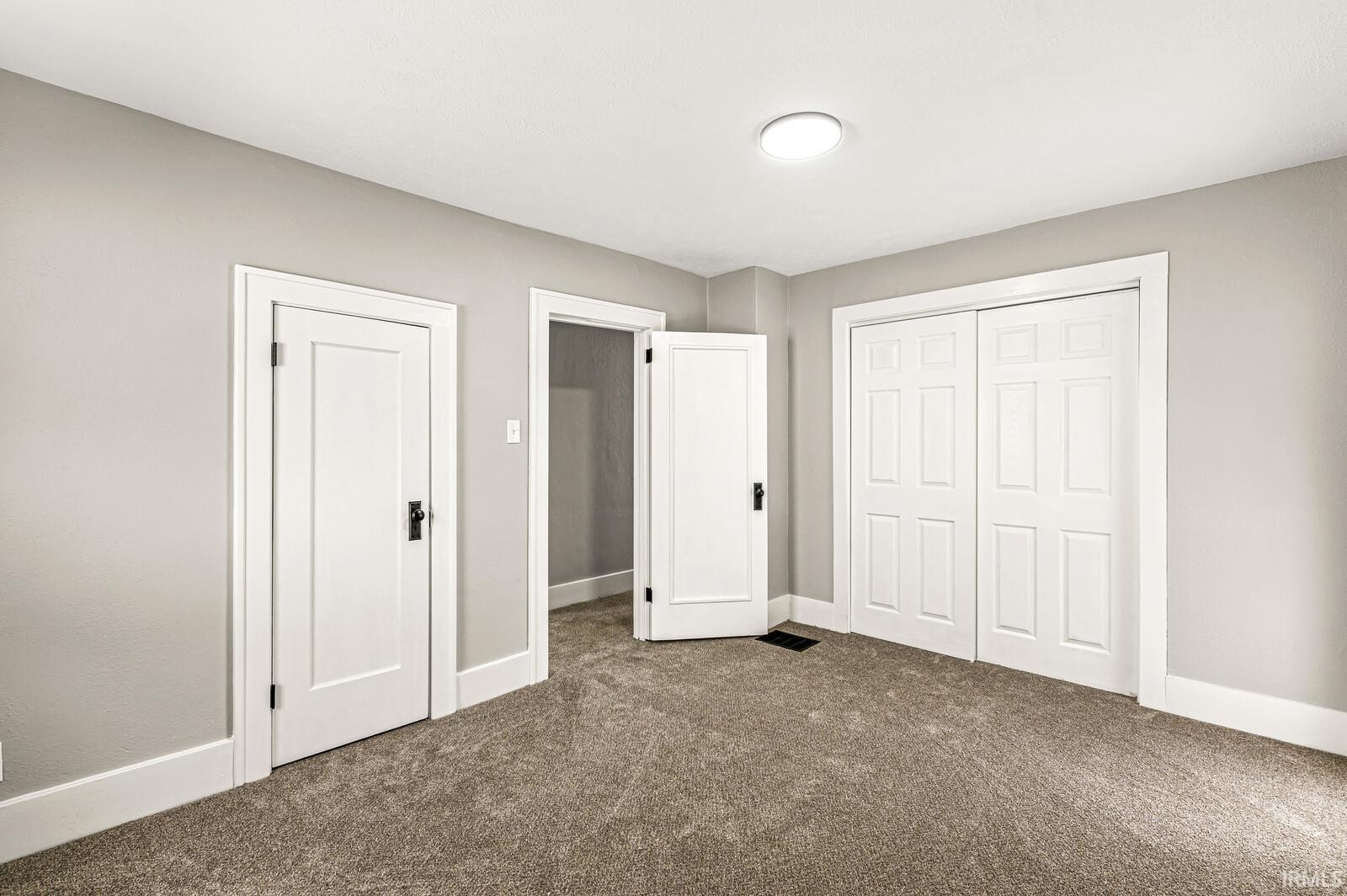 1236 E Madison Street