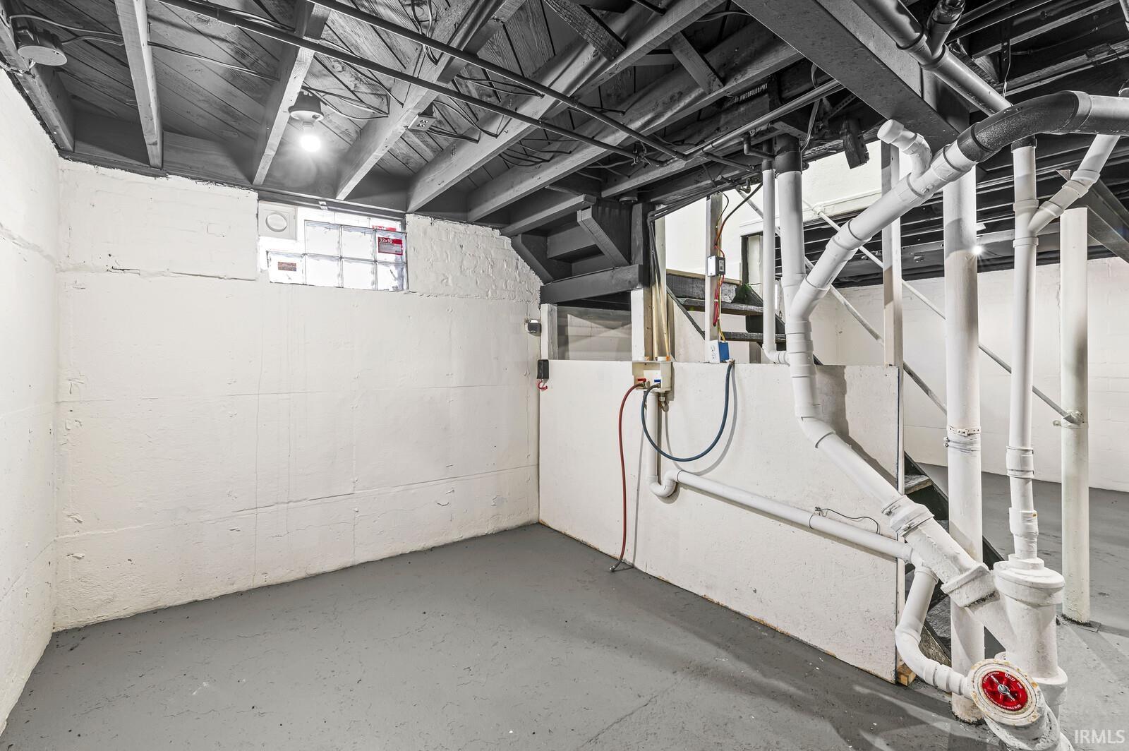 621 E Irvington Avenue