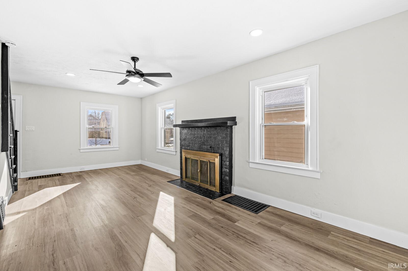 621 E Irvington Avenue