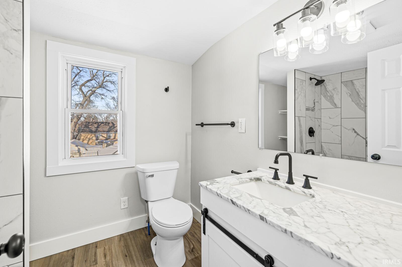 621 E Irvington Avenue