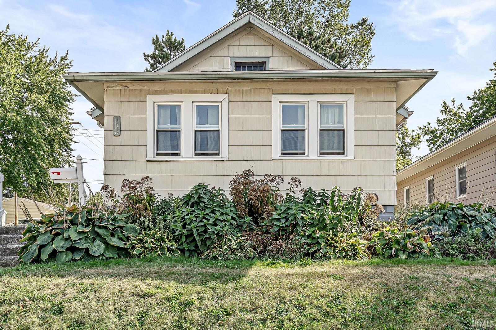 136 E Woodside Street