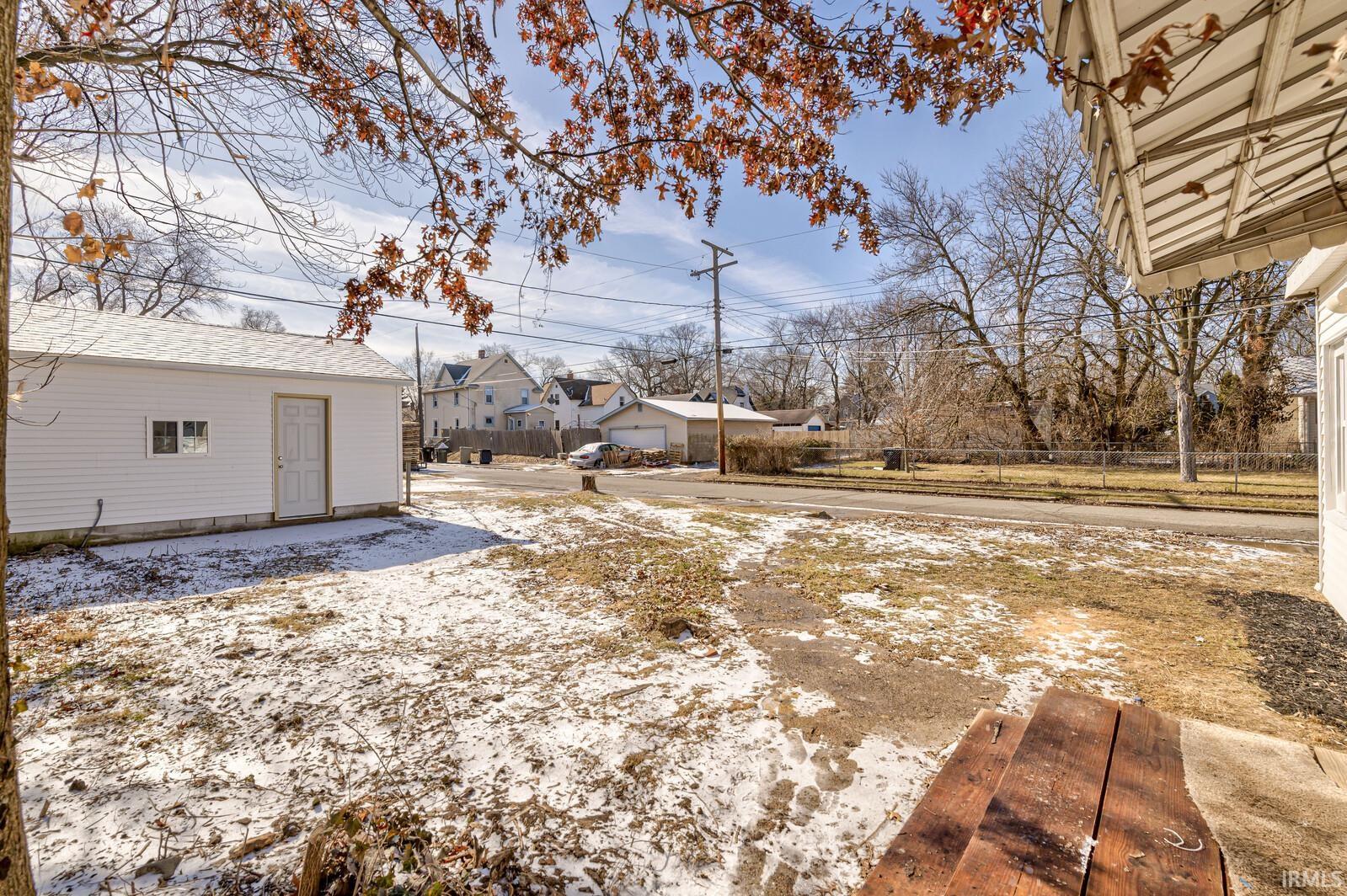 1328 E Dubail Avenue