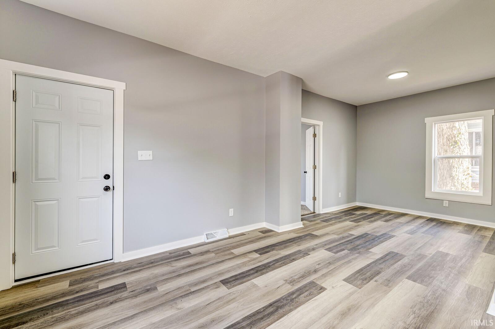 1328 E Dubail Avenue