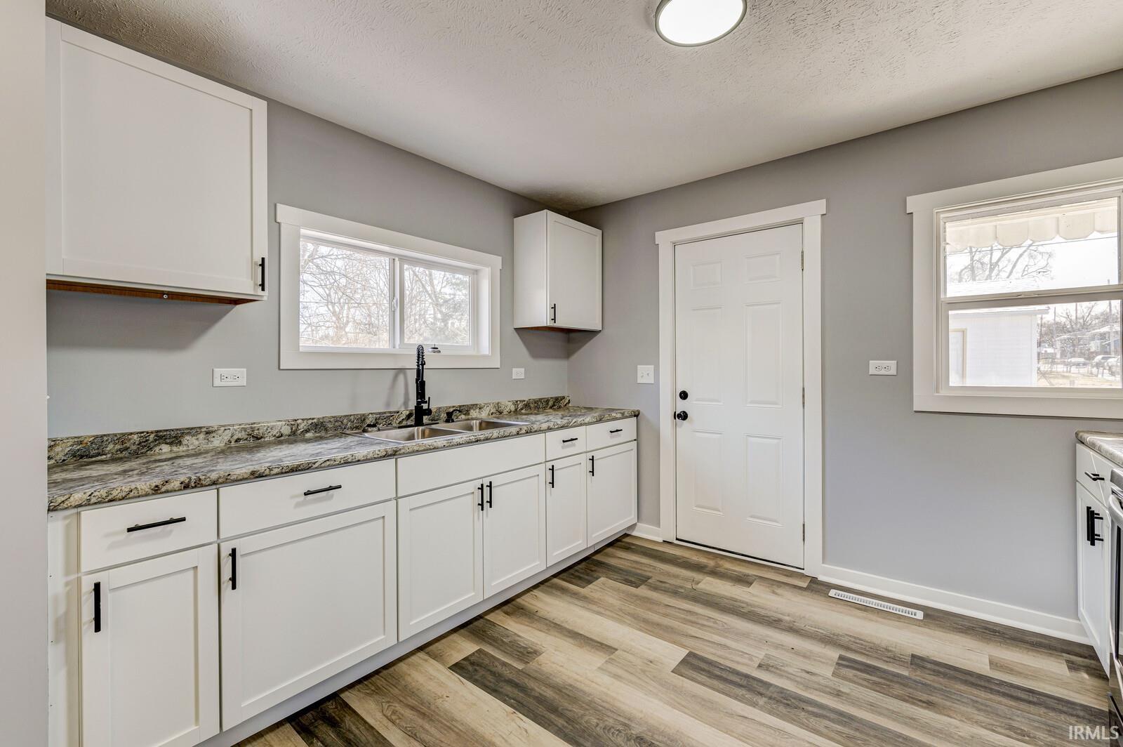 1328 E Dubail Avenue