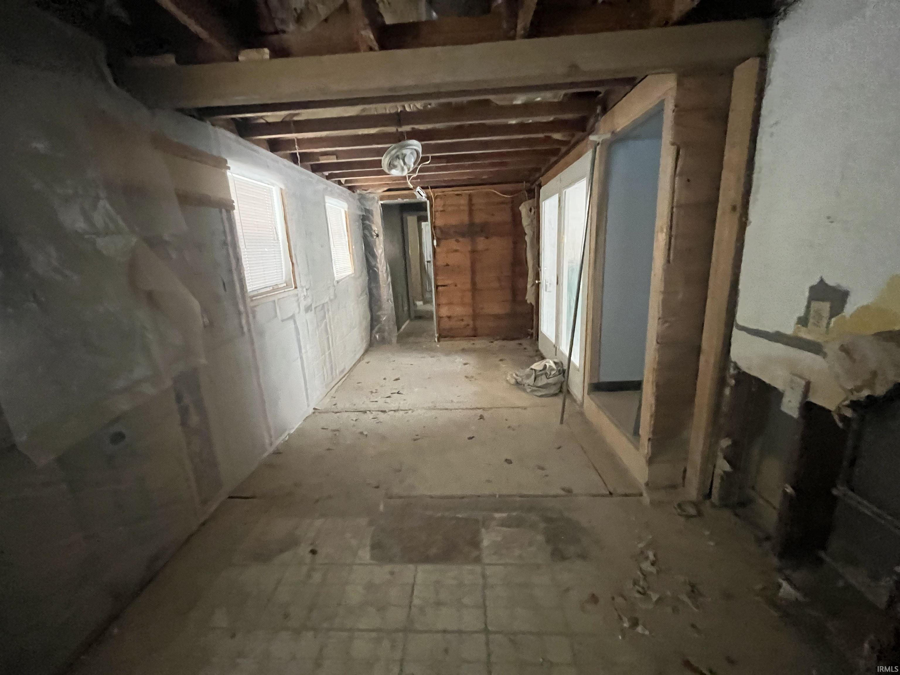 1216 E Jefferson Boulevard