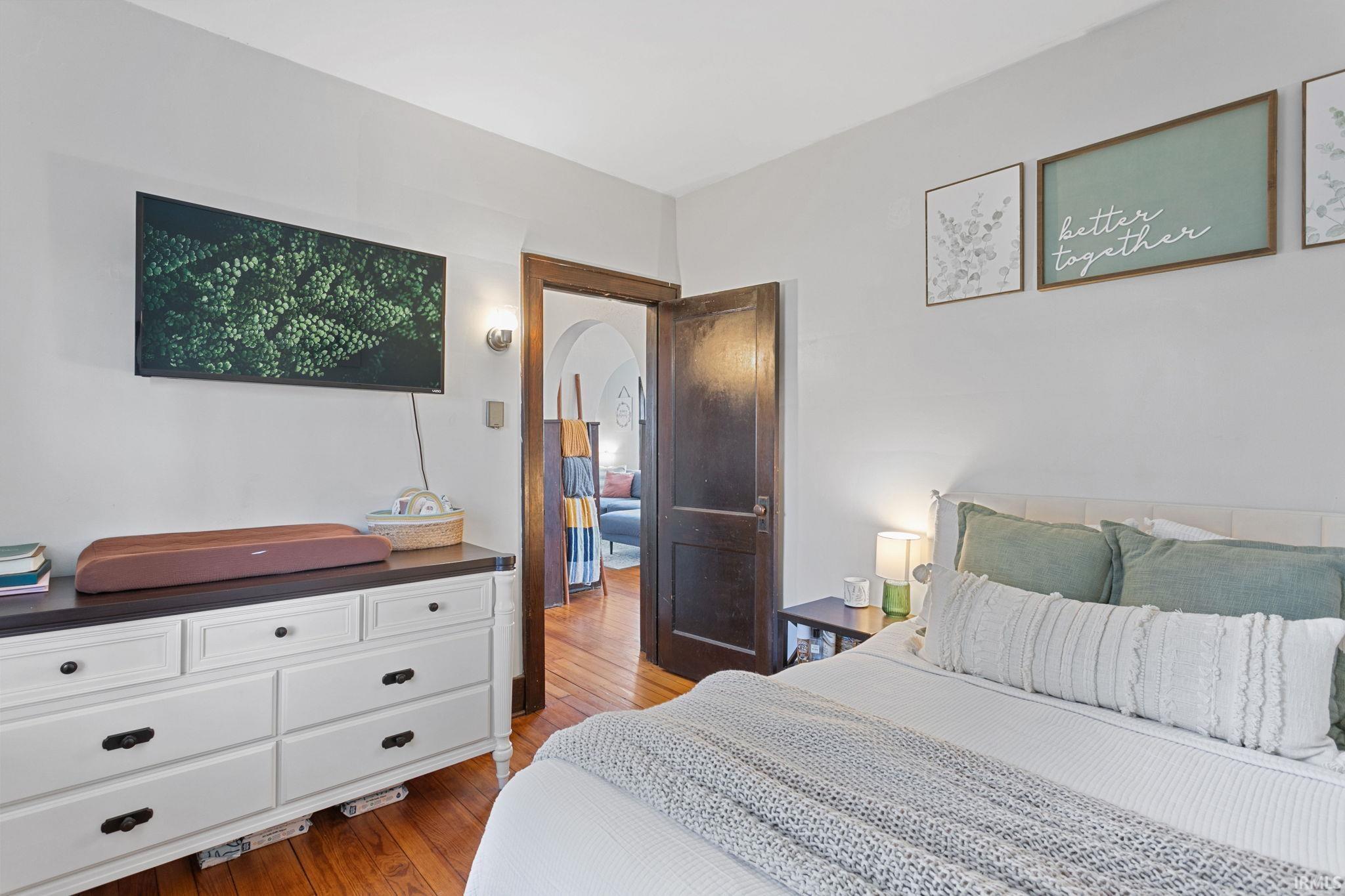 3418 Pleasant Street