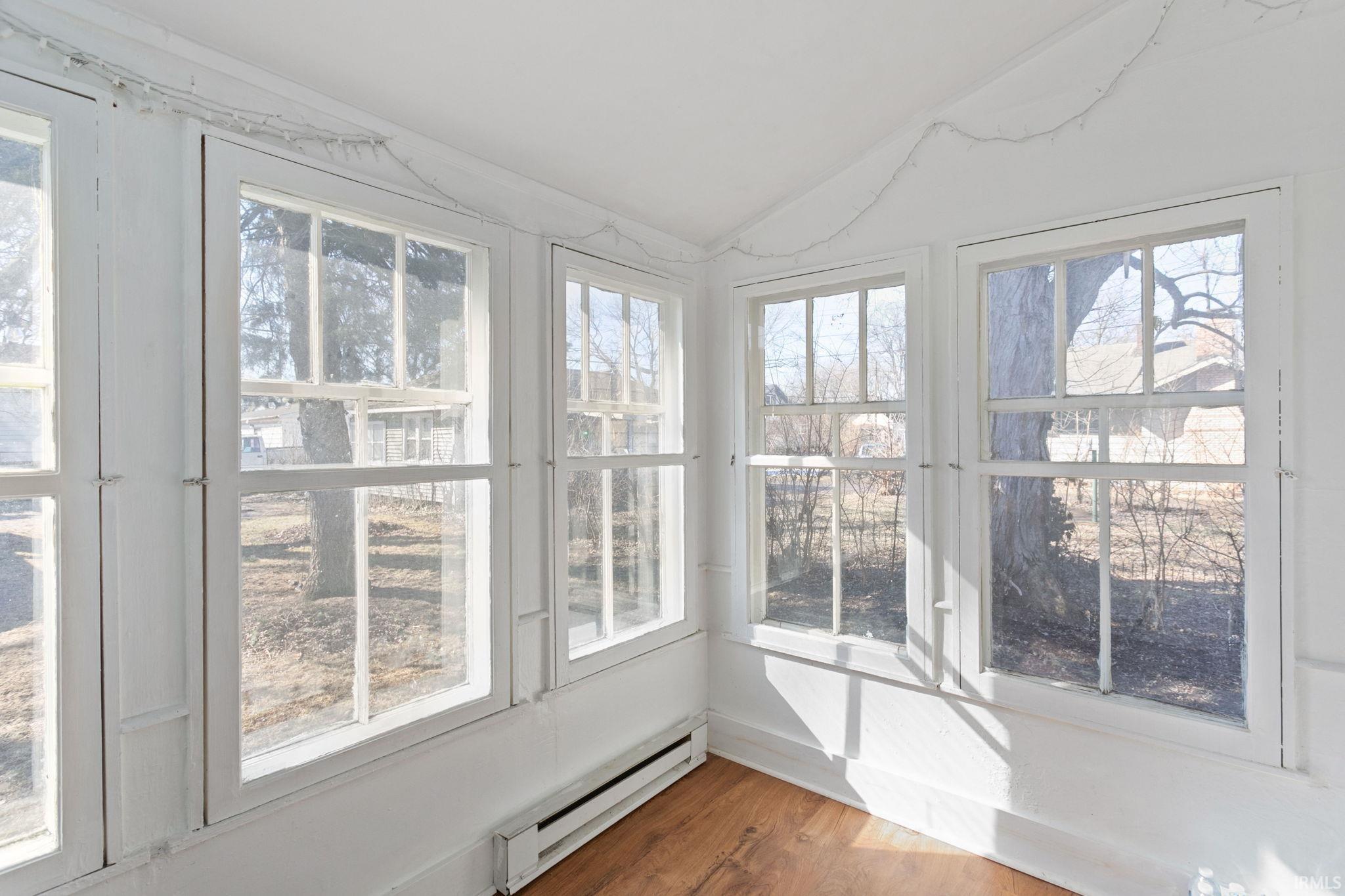 3418 Pleasant Street