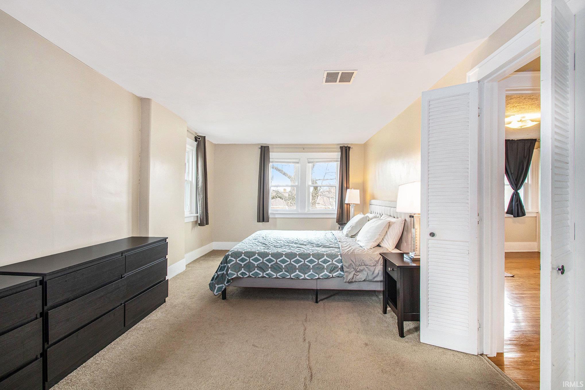 1331 E Mishawaka Avenue