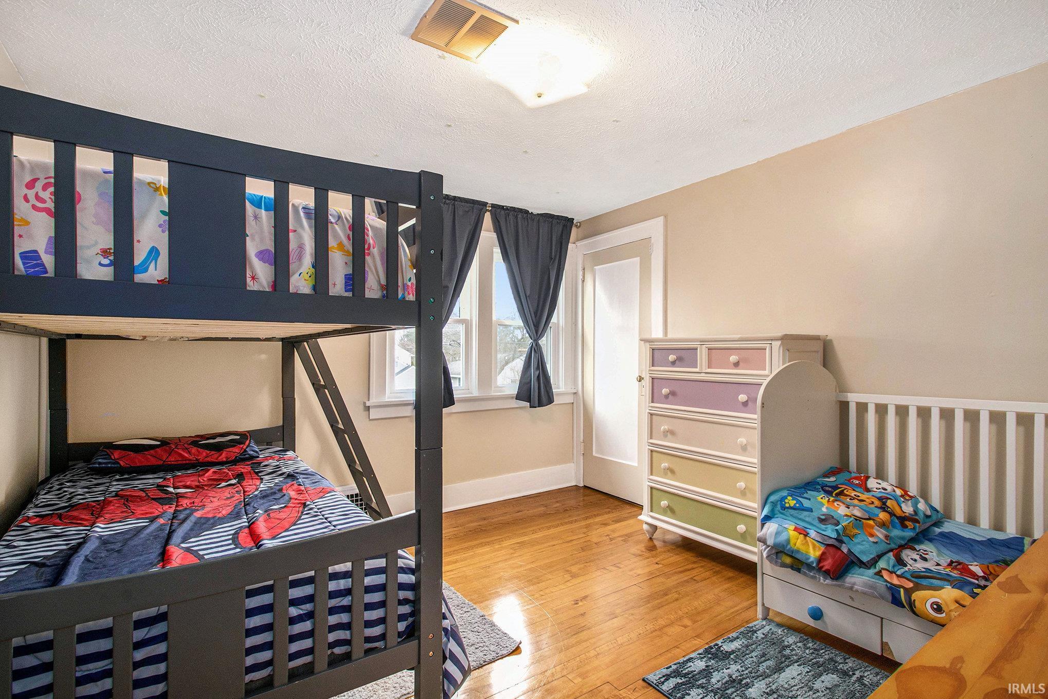 1331 E Mishawaka Avenue