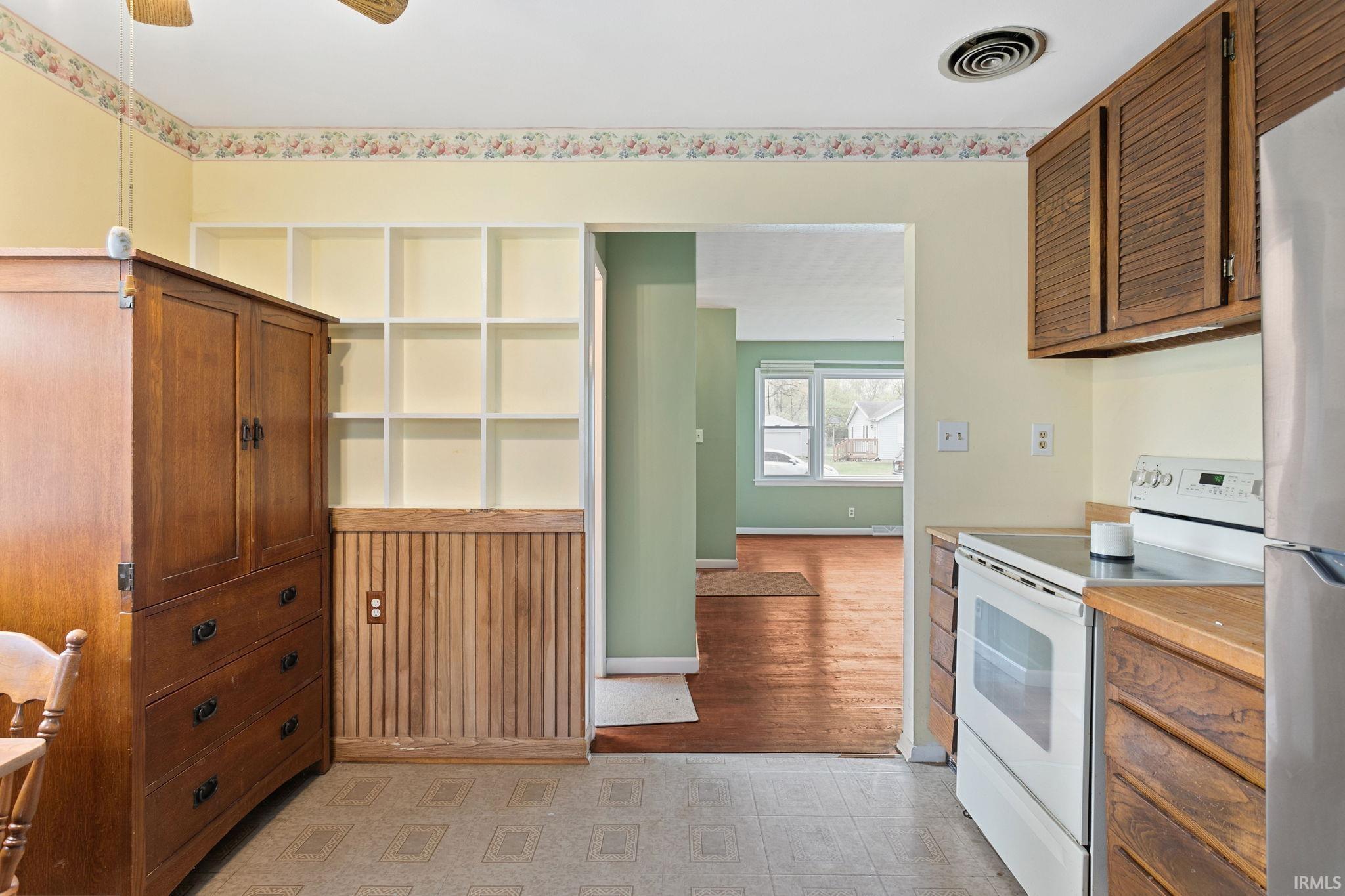 17305 Wilshire Drive