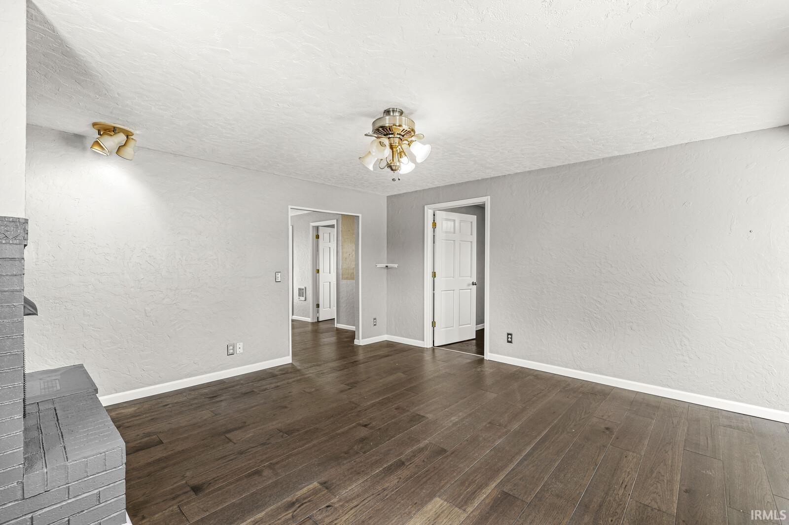 7605 W Forest Avenue