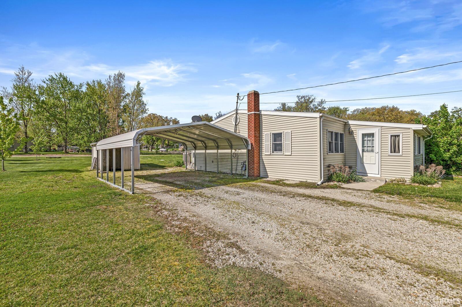 7605 W Forest Avenue