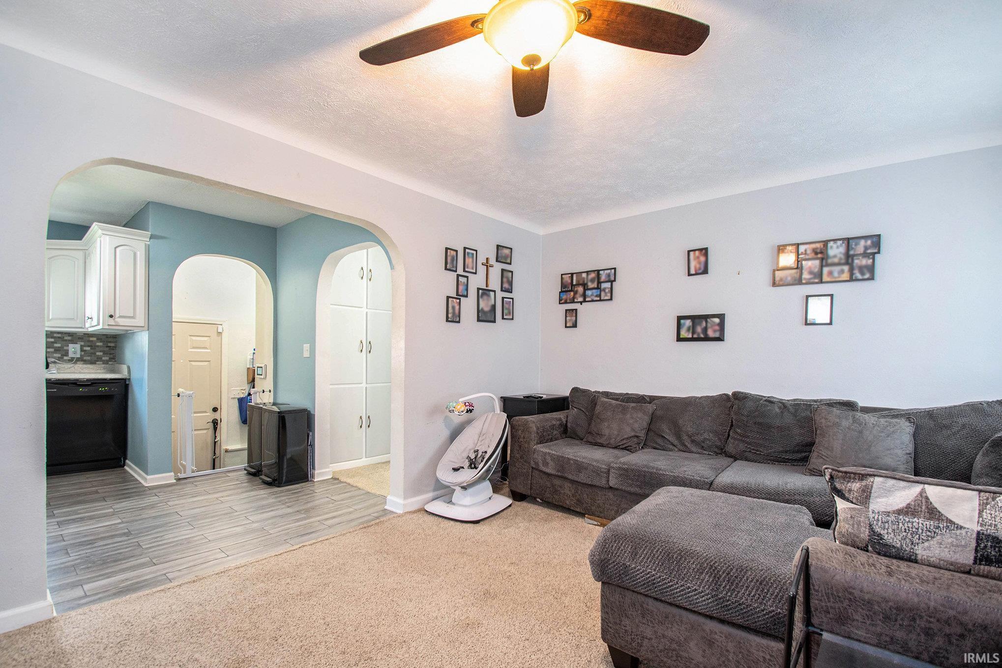 1809 E Donald Street