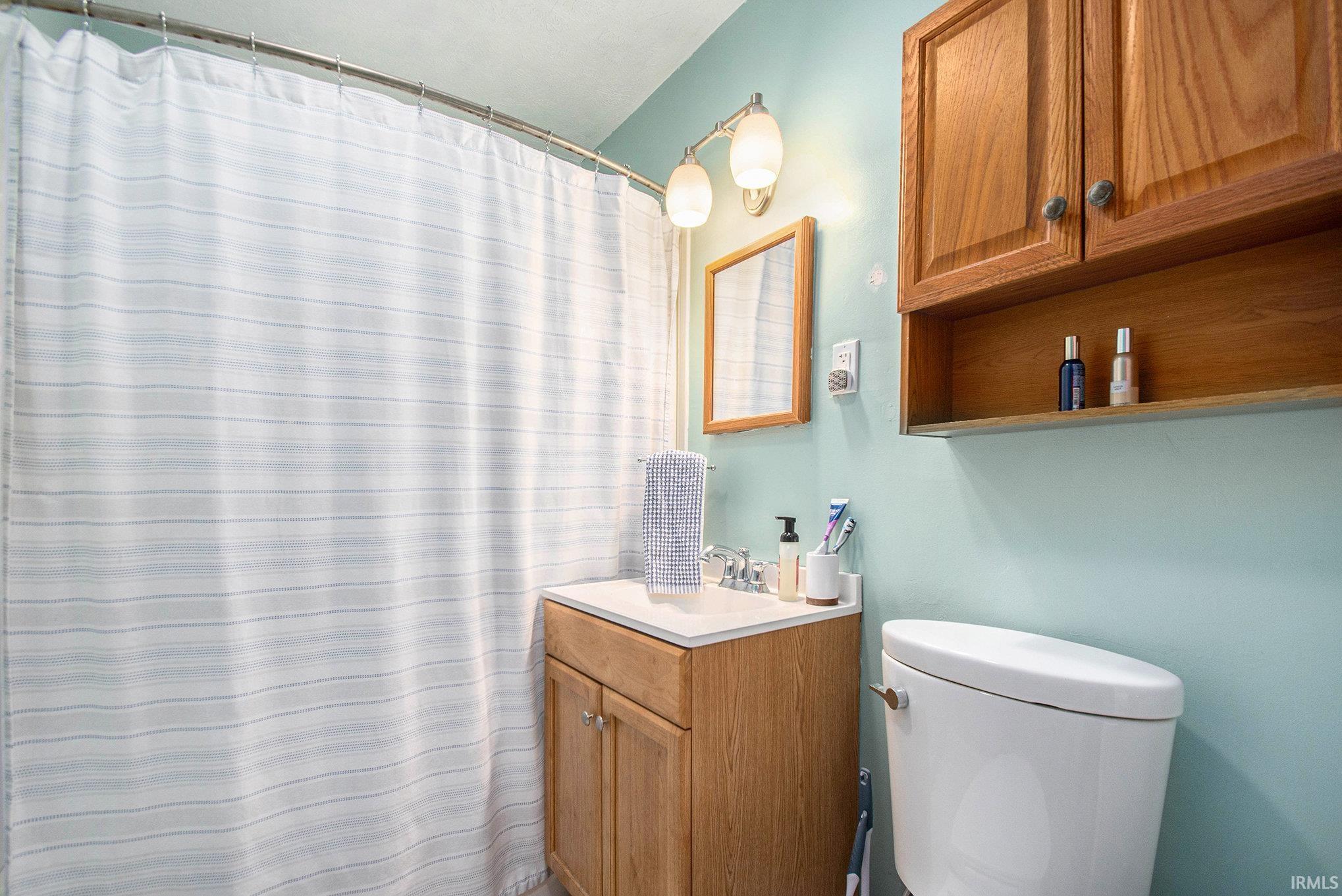 1809 E Donald Street