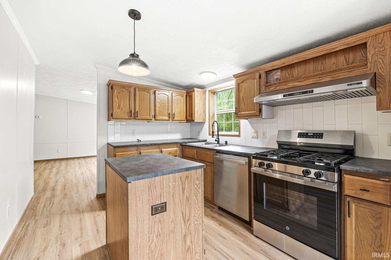 53975 Whitesell Drive