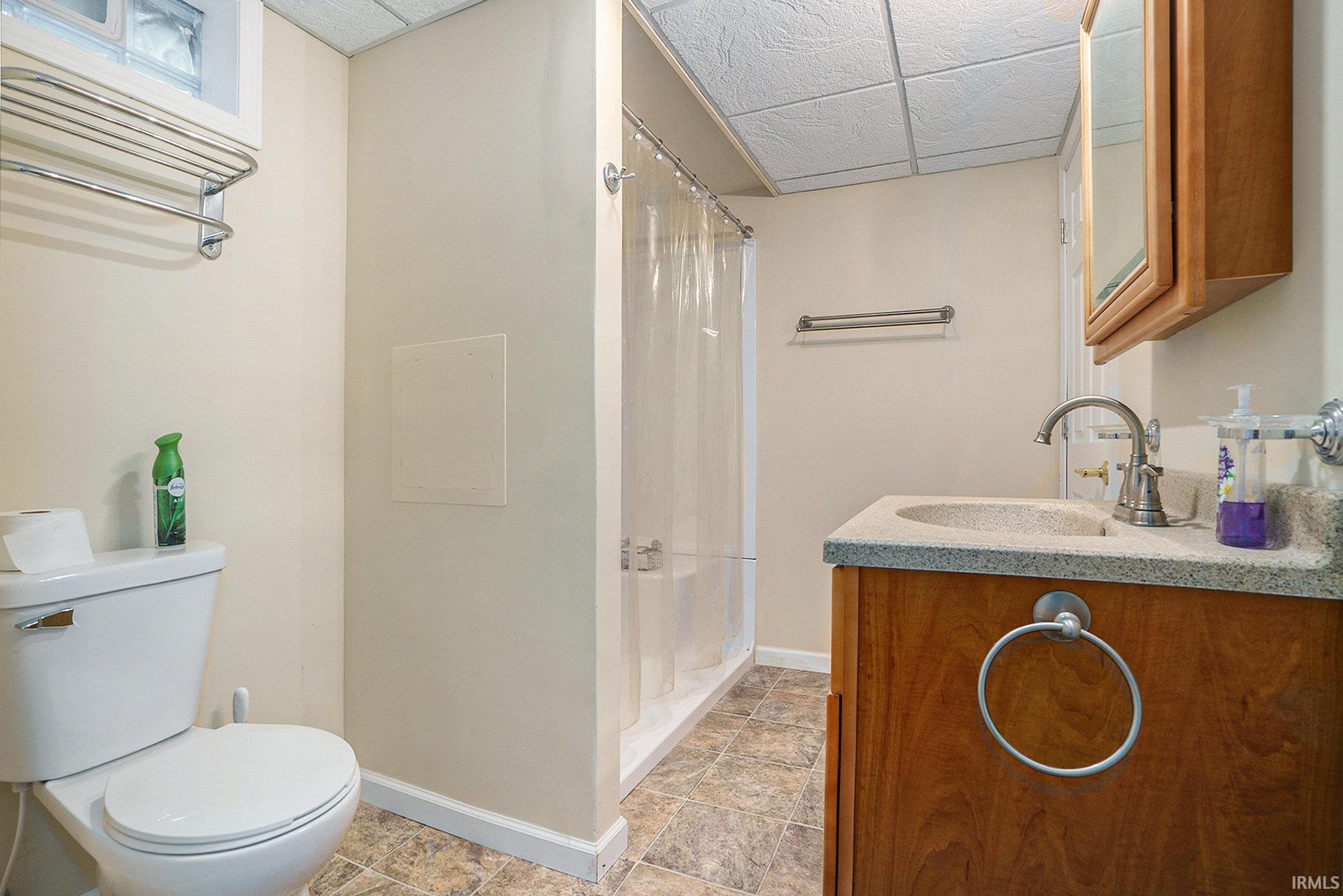 1826 E Donald Street