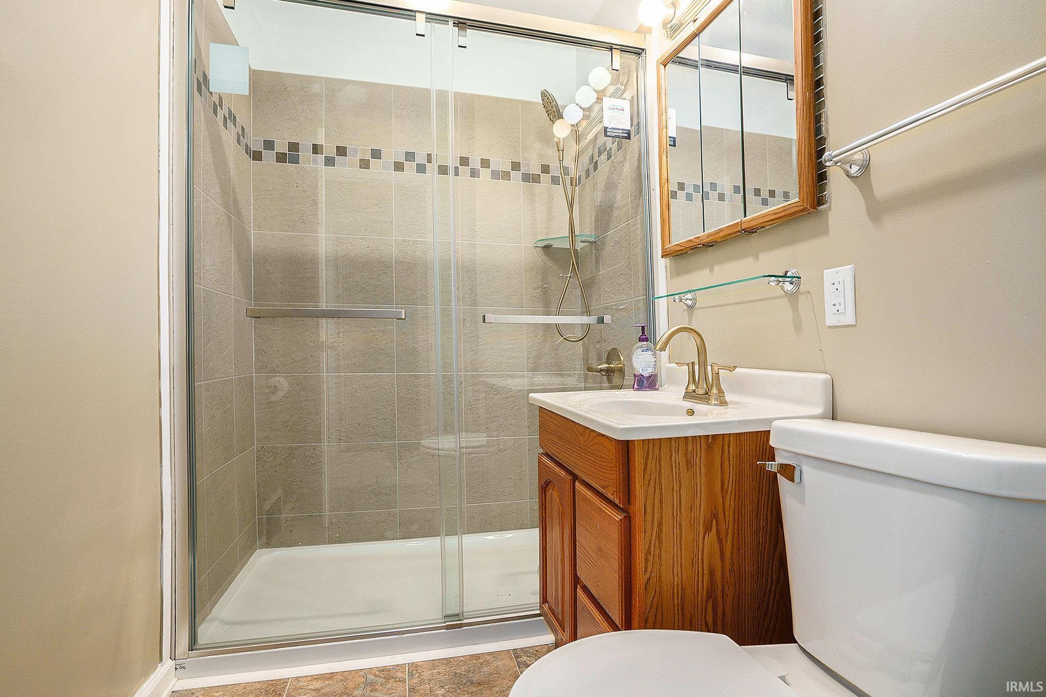 1826 E Donald Street