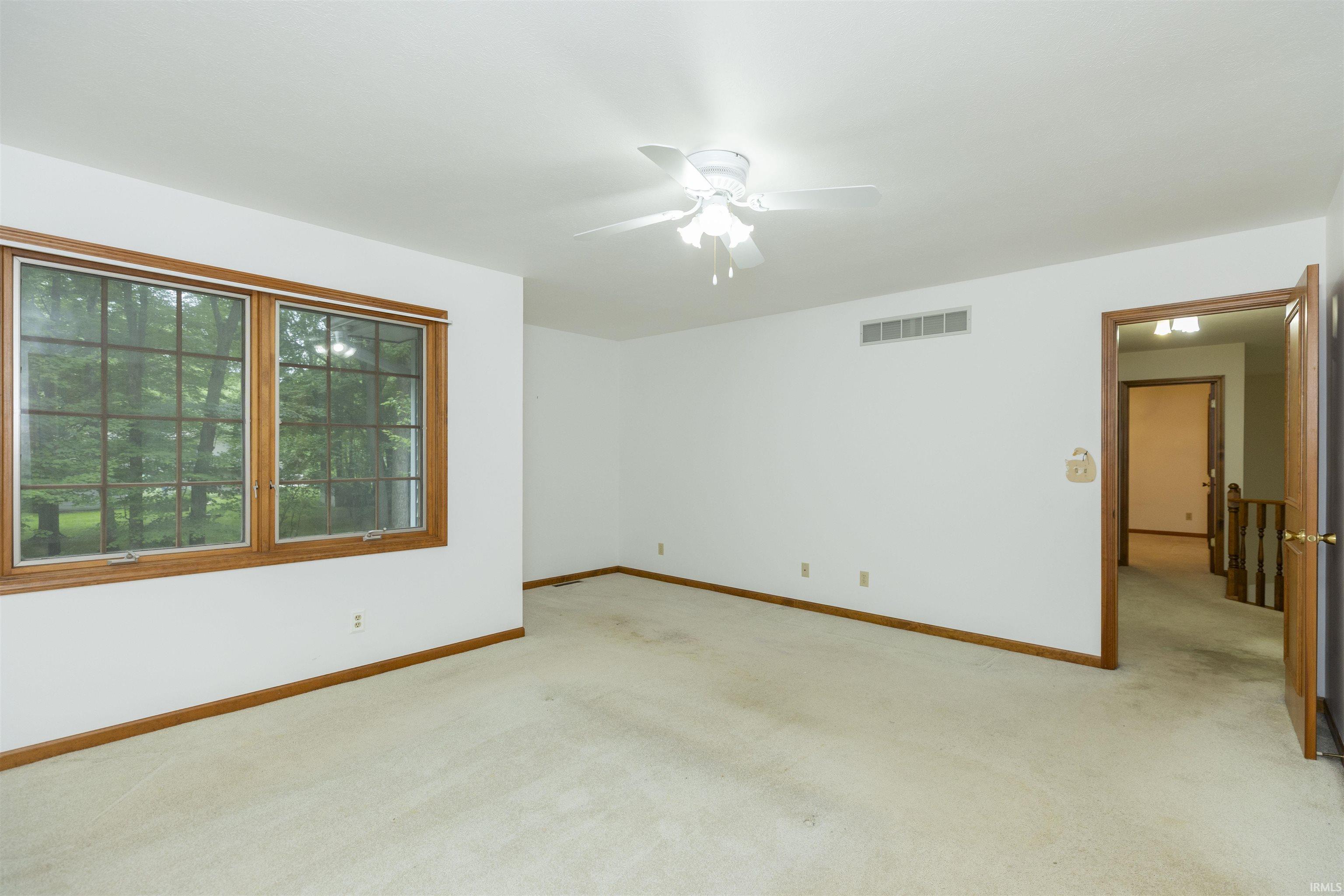 51305 Oak Lined Drive