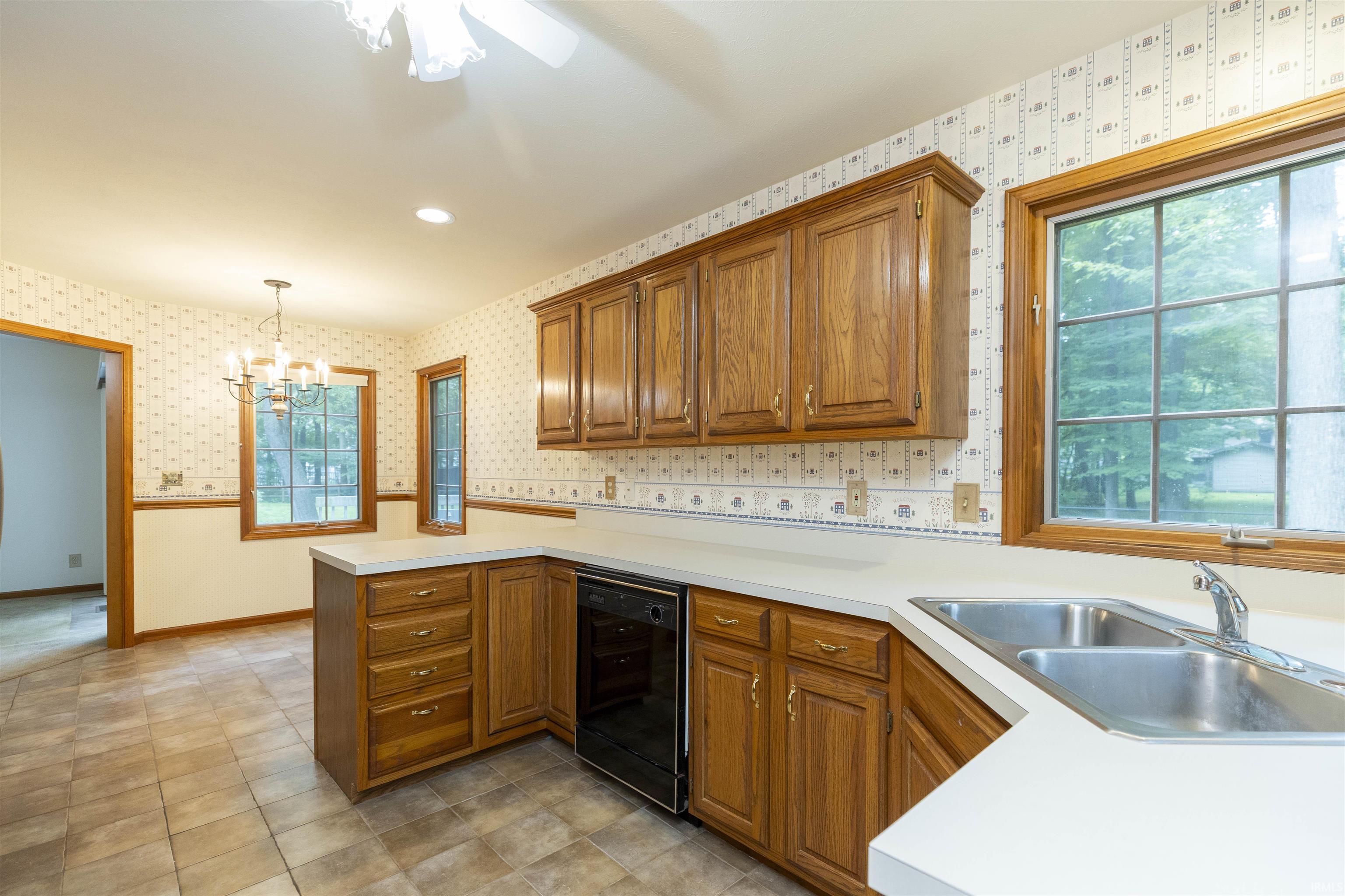 51305 Oak Lined Drive