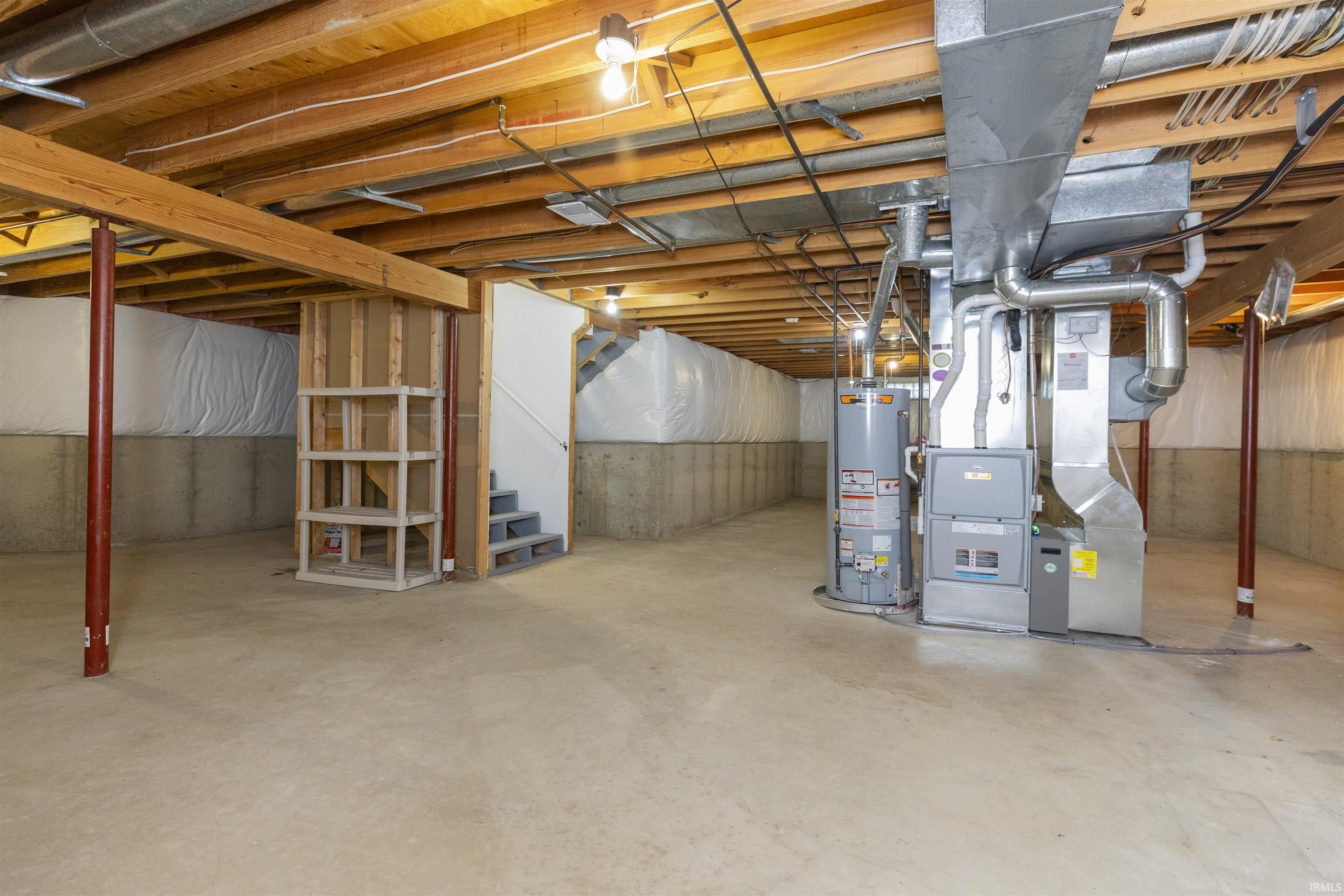 51305 Oak Lined Drive