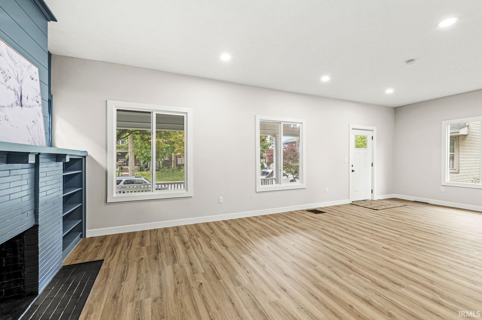 209 Marquette Avenue