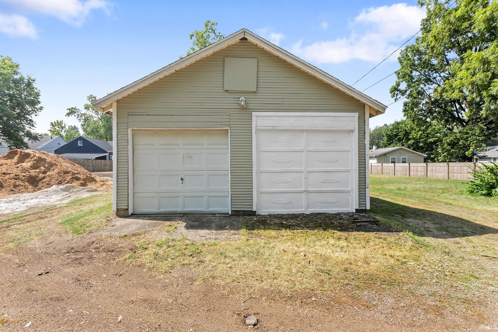 1331 Corby Boulevard