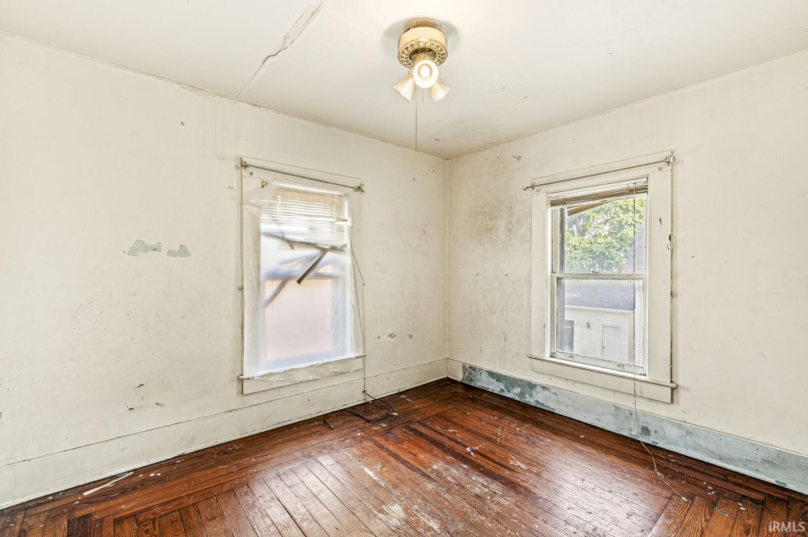 824 N Michigan Street