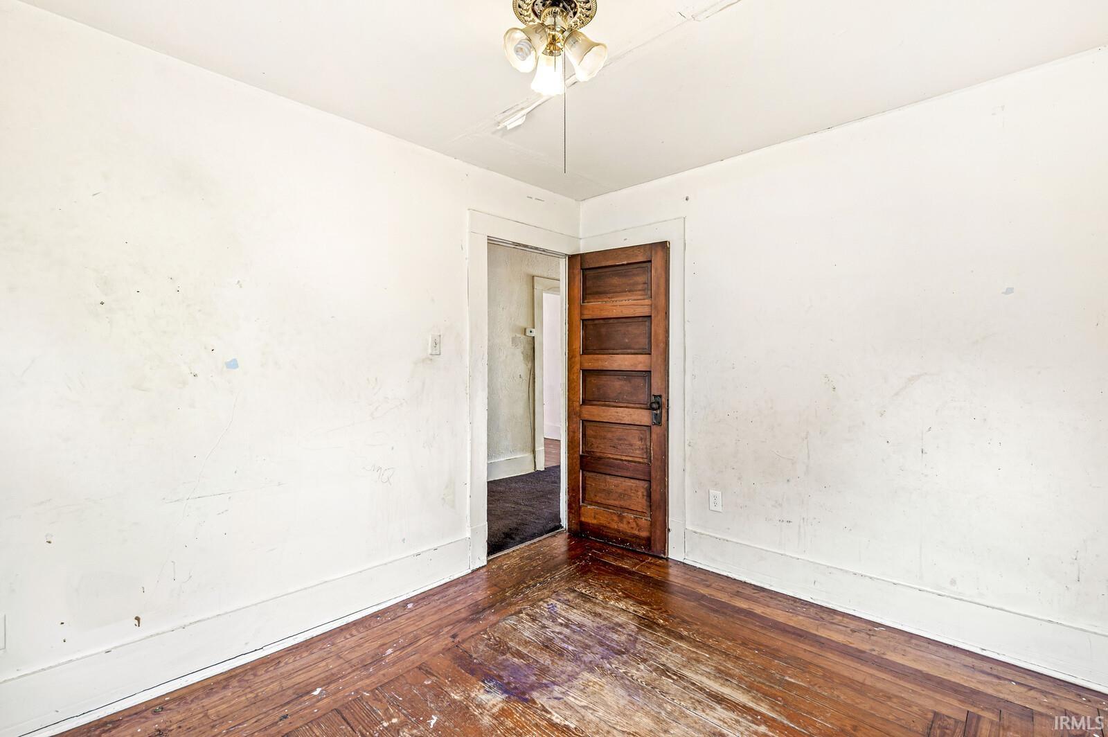 824 N Michigan Street