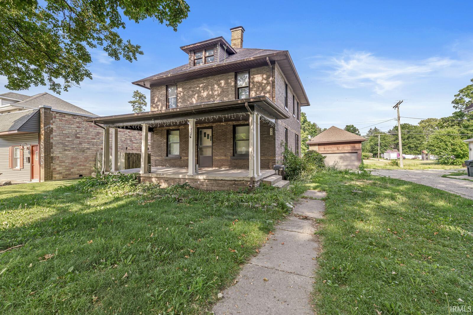 824 N Michigan Street