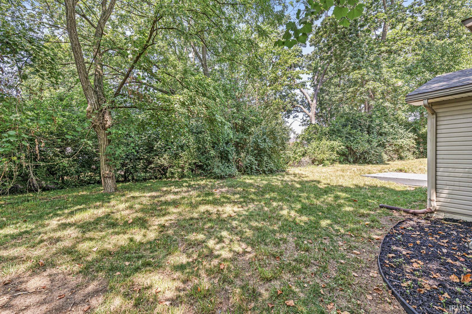 3915 Riverside Drive