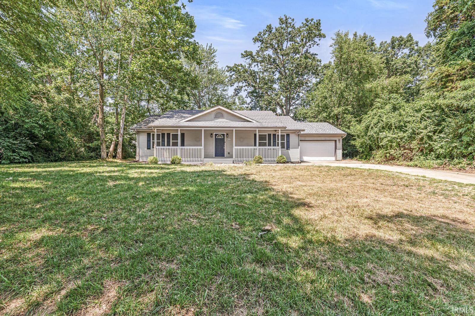 3915 Riverside Drive