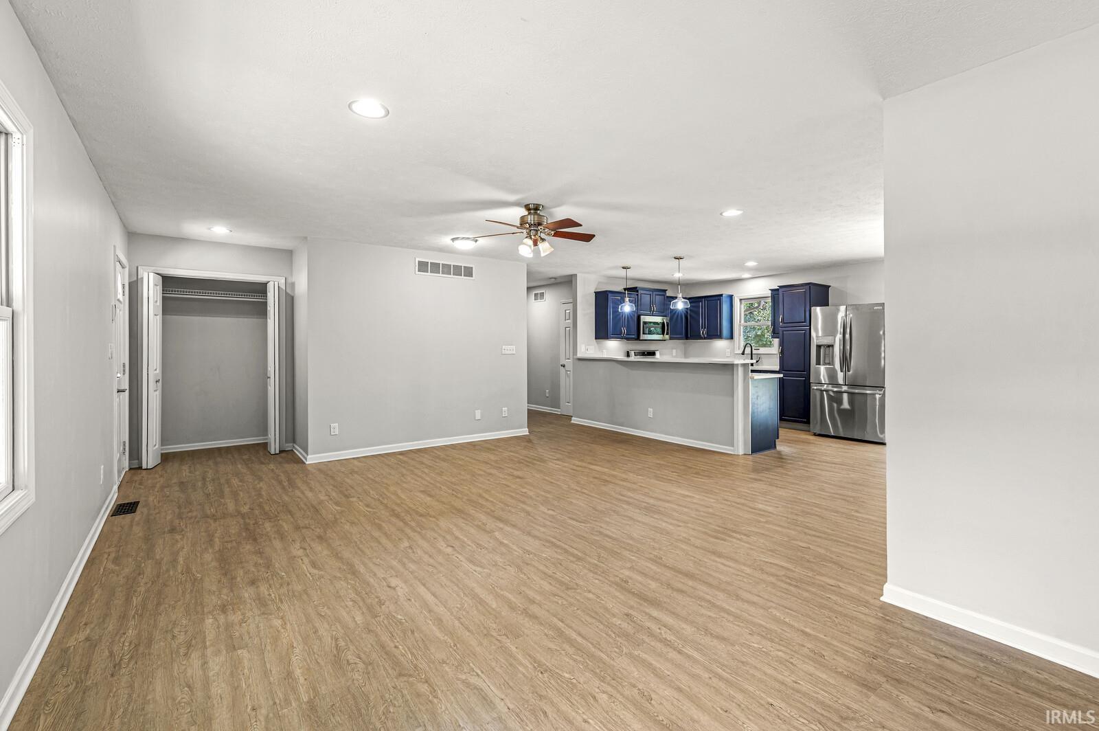 3915 Riverside Drive