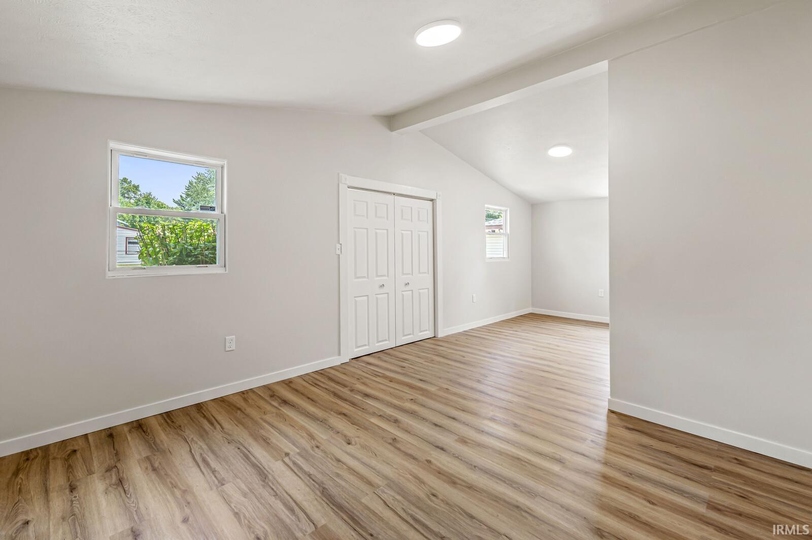 27412 Sunnyfield Drive