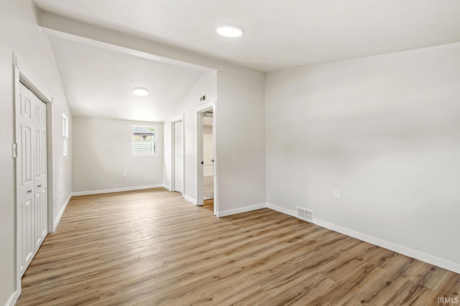 27412 Sunnyfield Drive