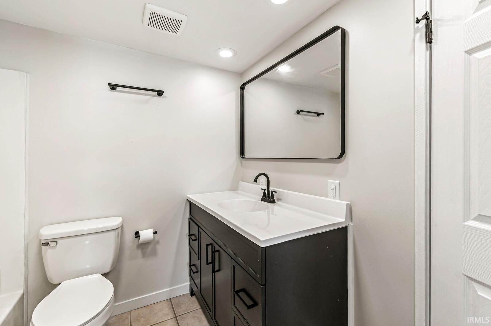 27412 Sunnyfield Drive