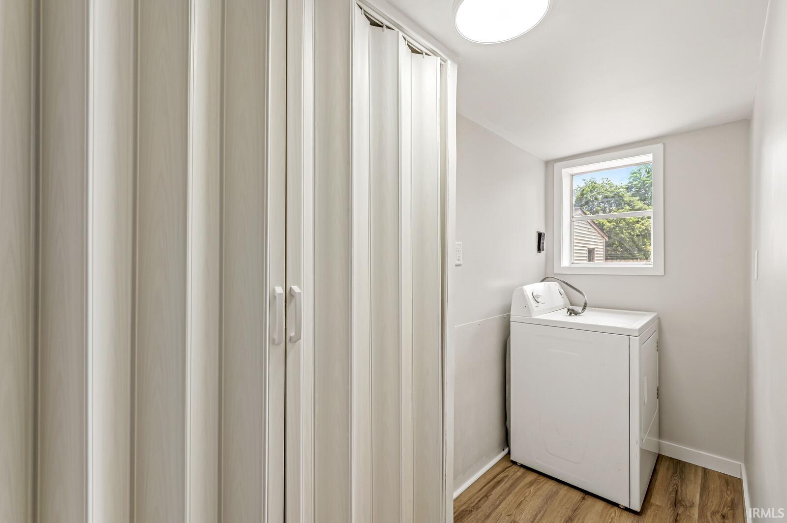 27412 Sunnyfield Drive